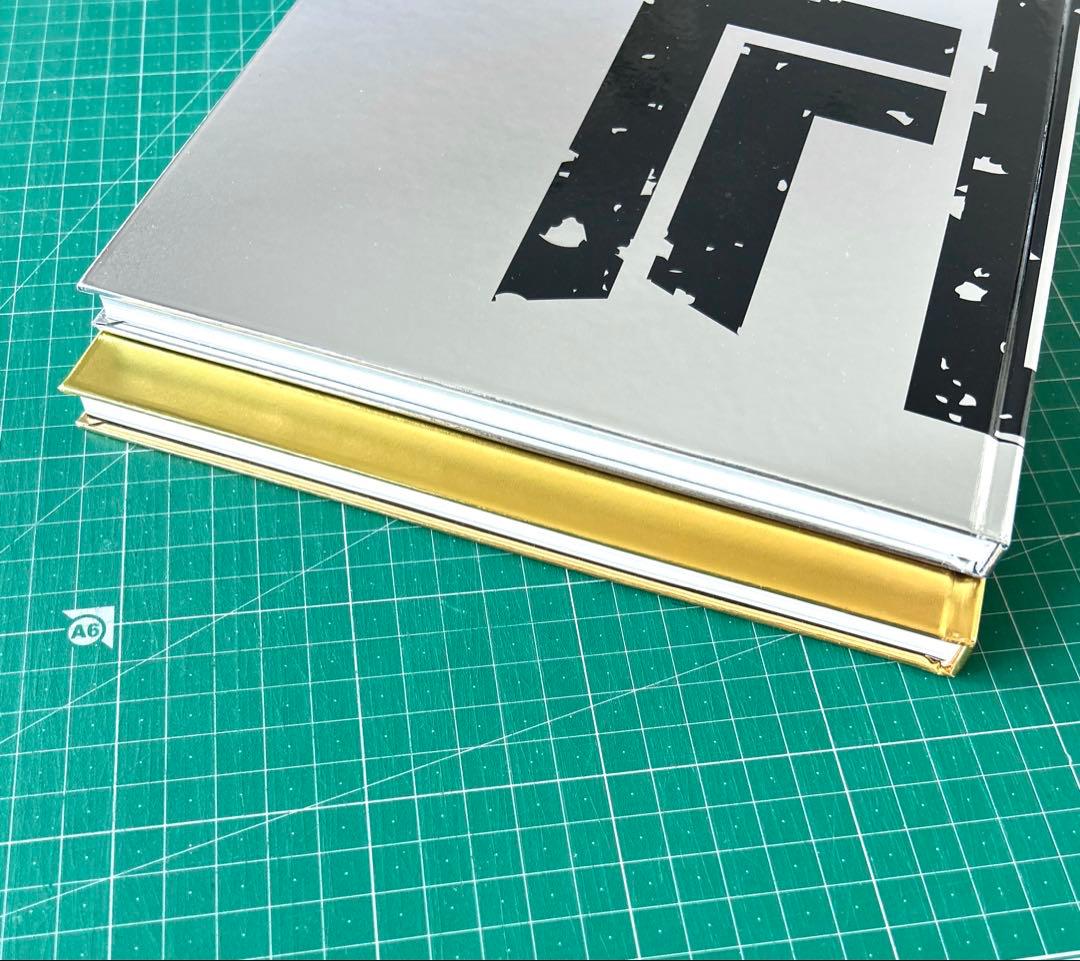 東京卍リベンジャーズ 書き下ろし新体験展　最後の世界線　公式図録　2冊セット