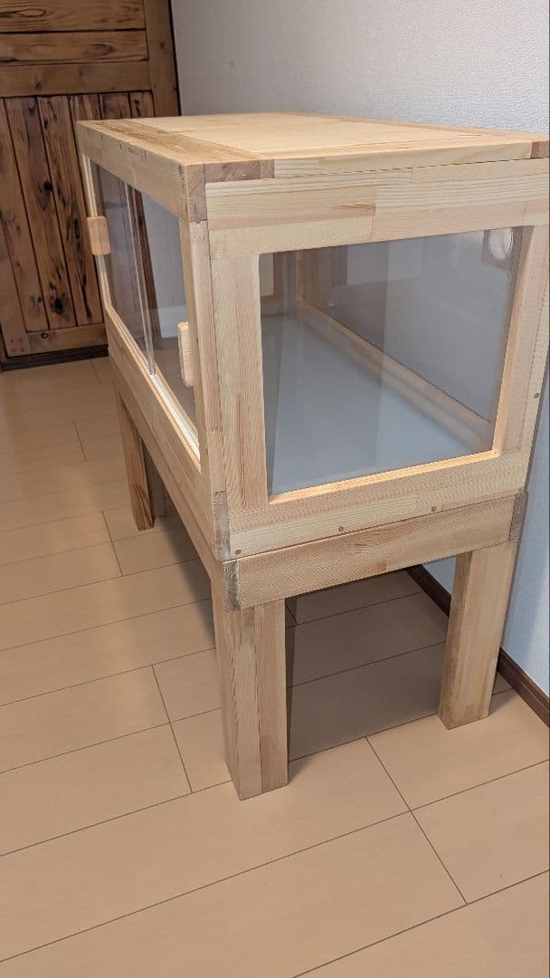 せのケージ！赤松集成材18ミリ幅60縦45奥行45全面アクリル板仕様