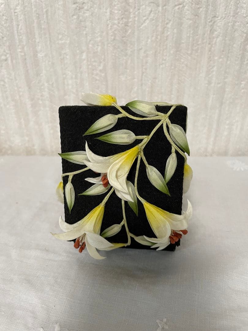 ジュエリーボックス つまみ細工 ハンドメイド 1点もの