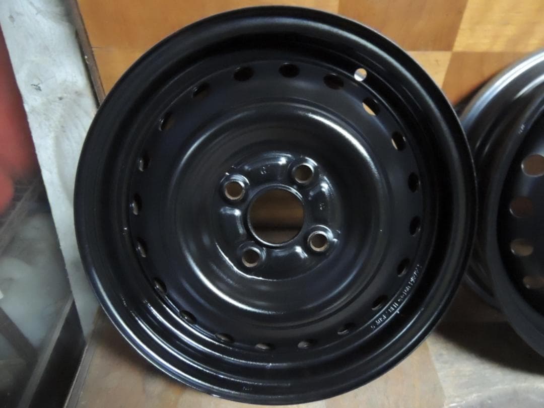 T776　14×4.5J　スチールホイール　4本　ハブ径 54mm　自家塗装