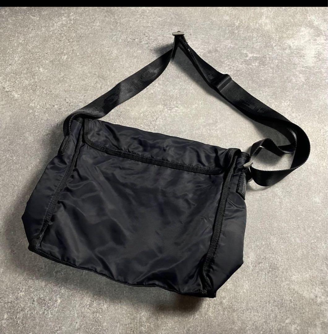 00s メッセンジャーバッグ ワンショルダー ブラック レザー ナイロン