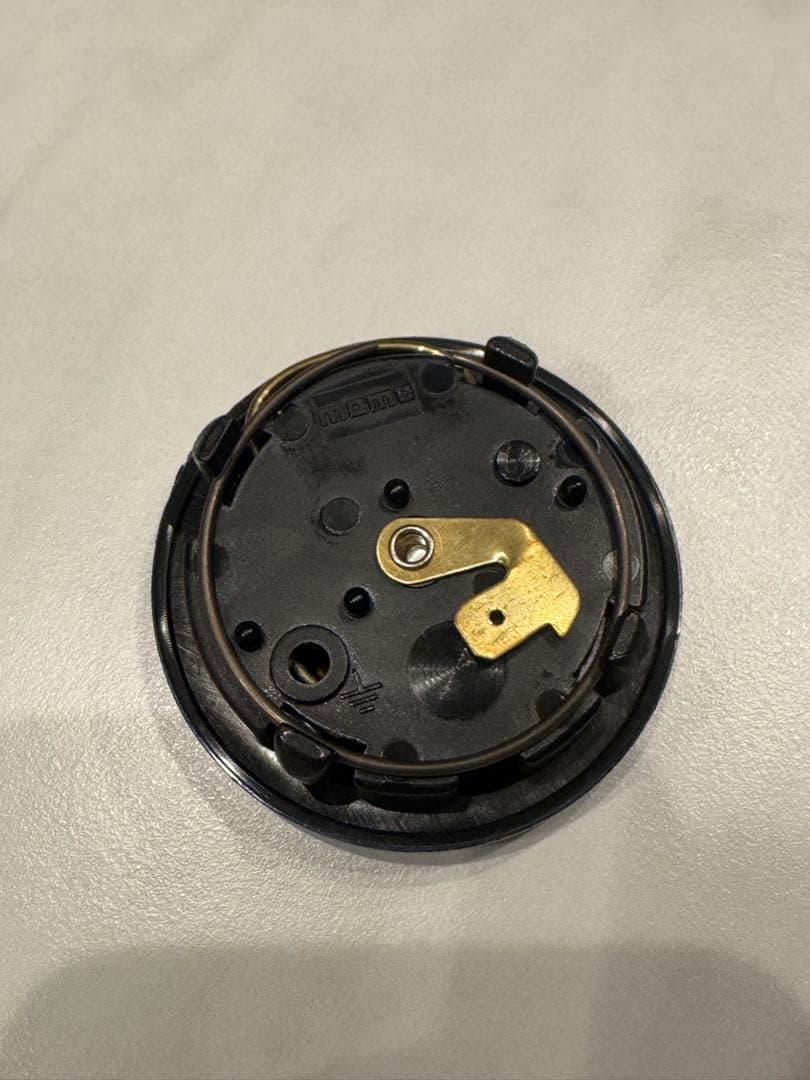 MOMO Competition ステアリング Φ350