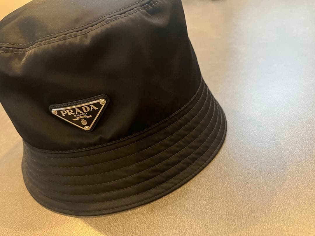 最終大幅値下げ！！PRADA ブラック バケットハット　形も綺麗⭐︎美品