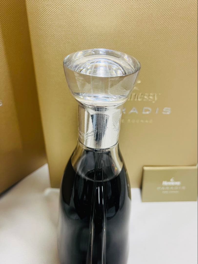 ヘネシー パラディ　コニャック　カード　化粧箱　外カバー付　未開封