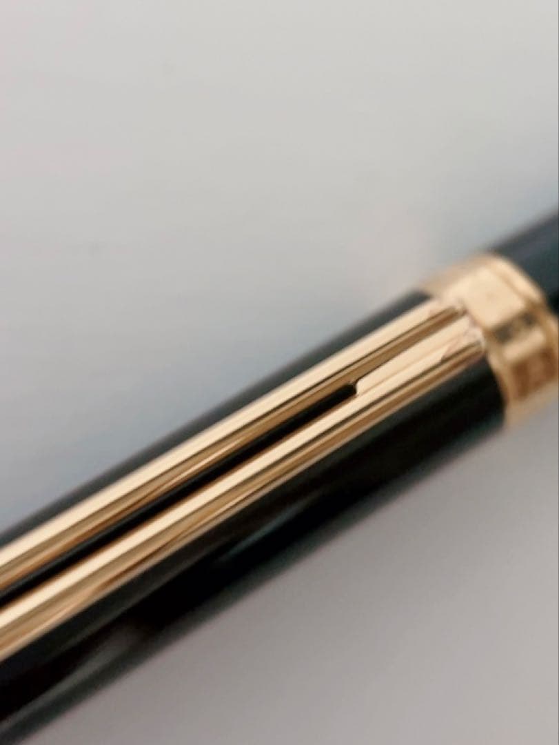 モンブラン　MONTBLANC ボールペン ノブレスオブリージュ　ツイスト式