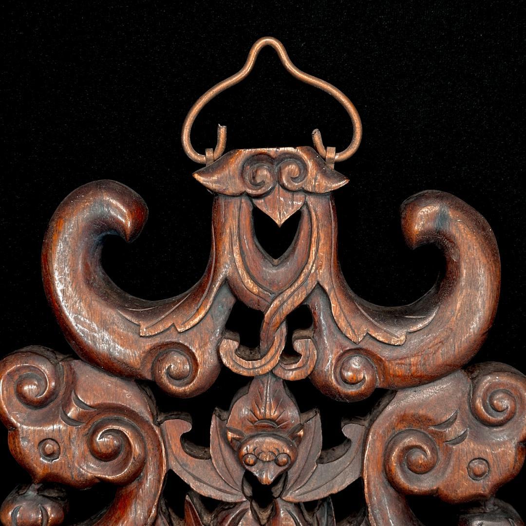 時代物　唐木　細密透彫壁掛　蝙蝠図　幅25cm 高さ37cm