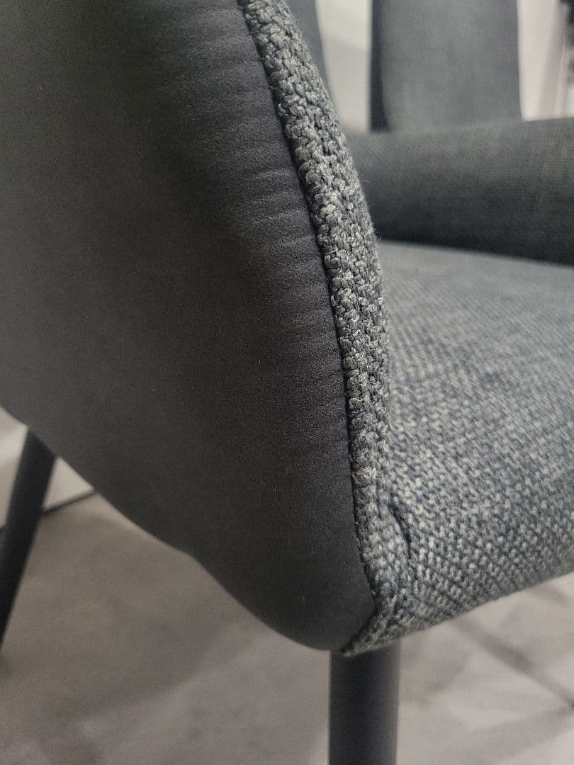 ほぼ未使用★ダイニングチェア2脚セット