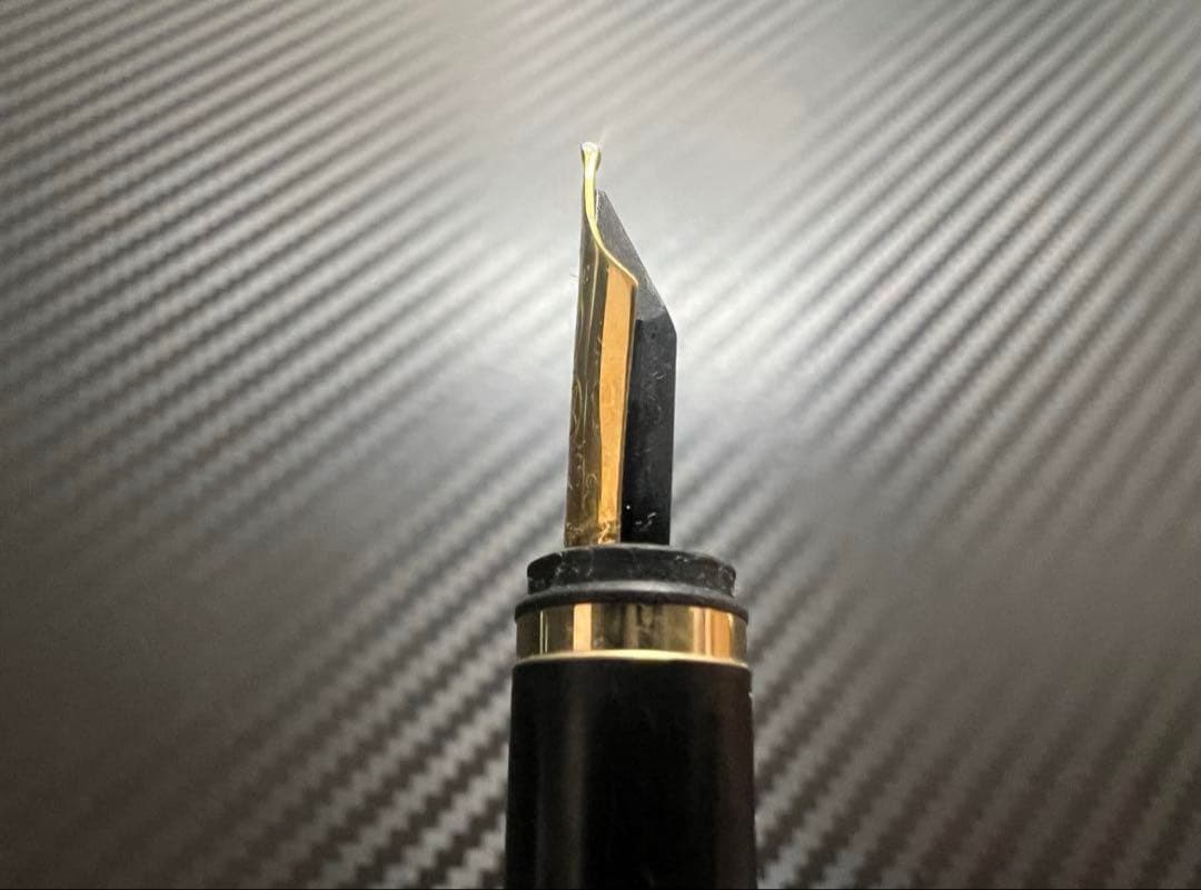 モンブラン ノブレス オブリージュ 万年筆 M 中字 ボルドー