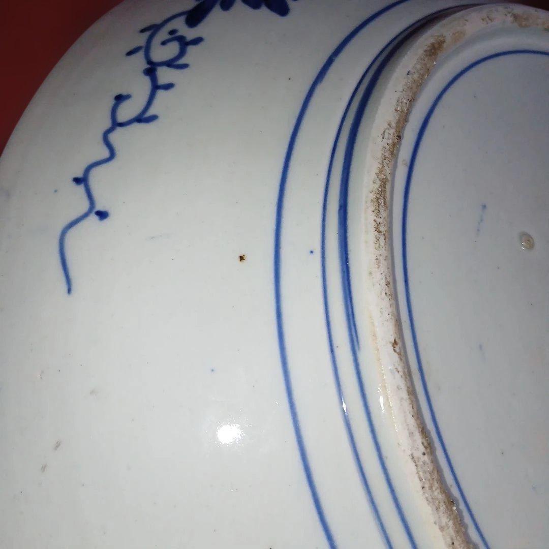 骨董大皿、サイズ46センチ青い花と鳥の陶器プレート