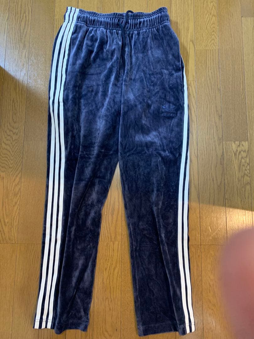 adidas ベロア　セットアップジャージ