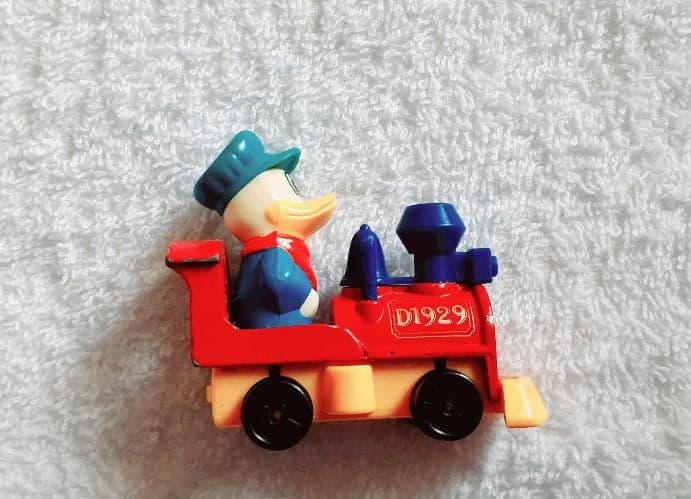 ドナルド　フィギュア