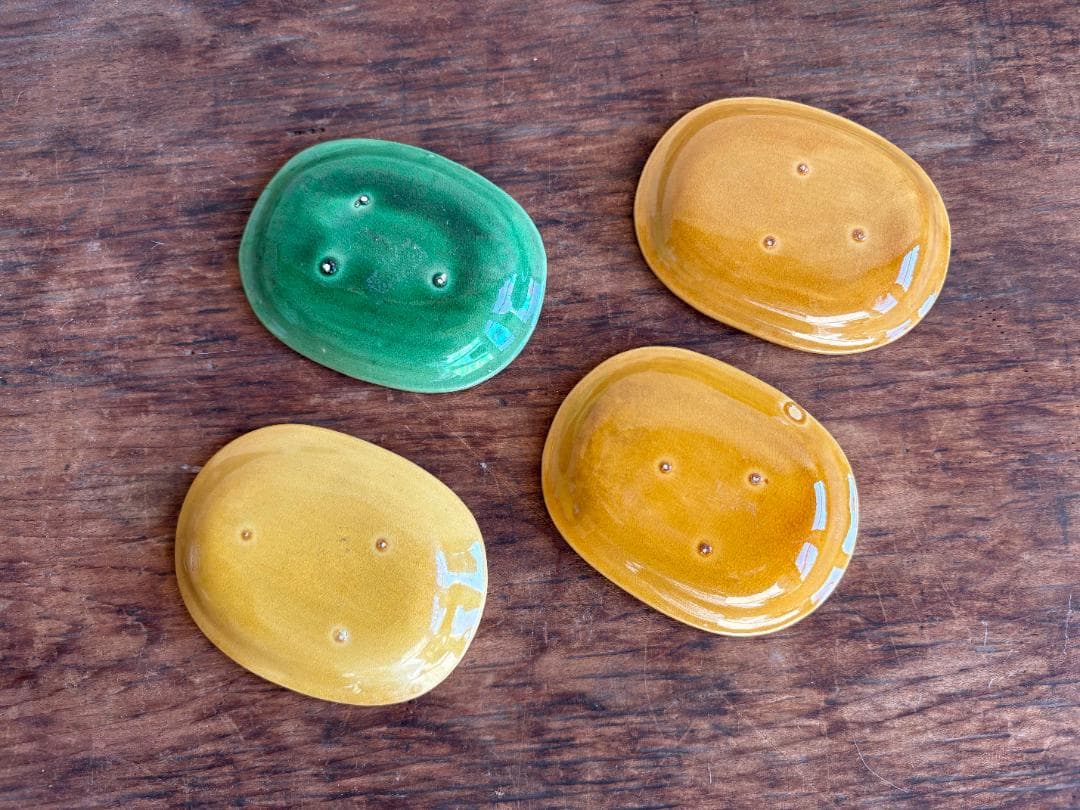 値下げ依頼対応　珉平焼　希少　龍紋　楕円皿　４枚セット　緑１枚　黄３枚
