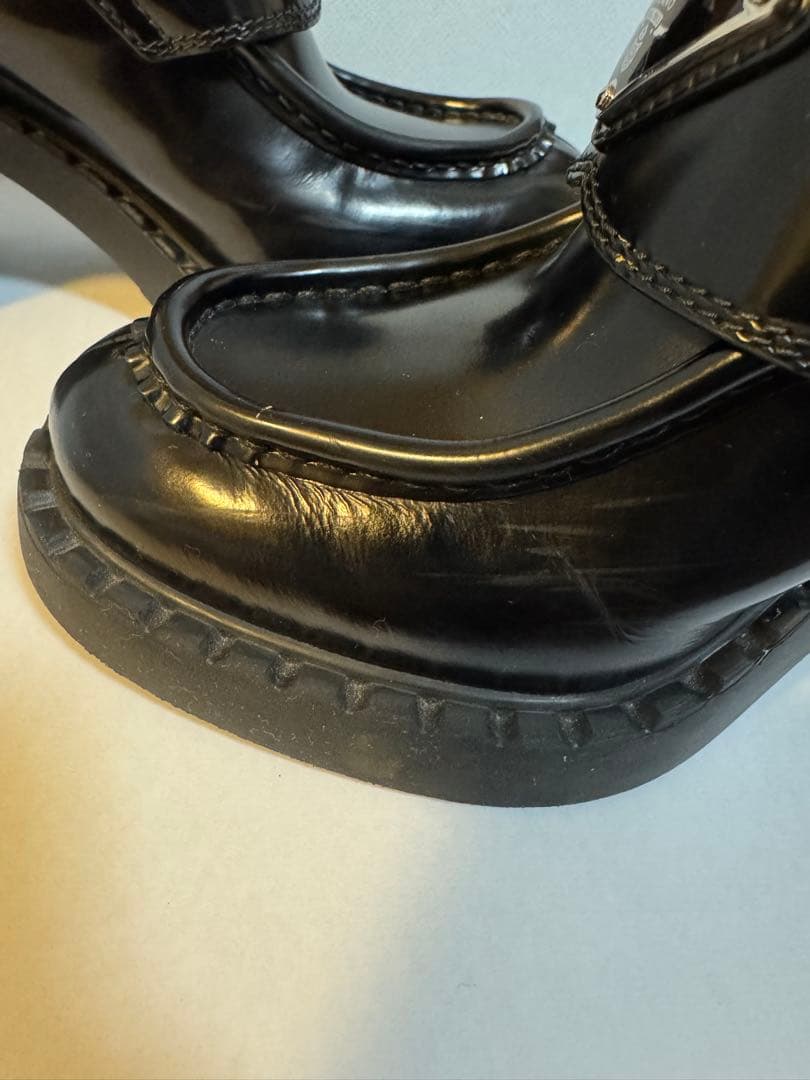 PRADA チョコレート　ブラッシュドレザー　ハイヒールローファー　美品