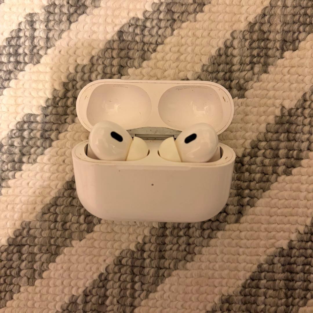 AirPods Pro第2世代　箱・イヤーチップ付き