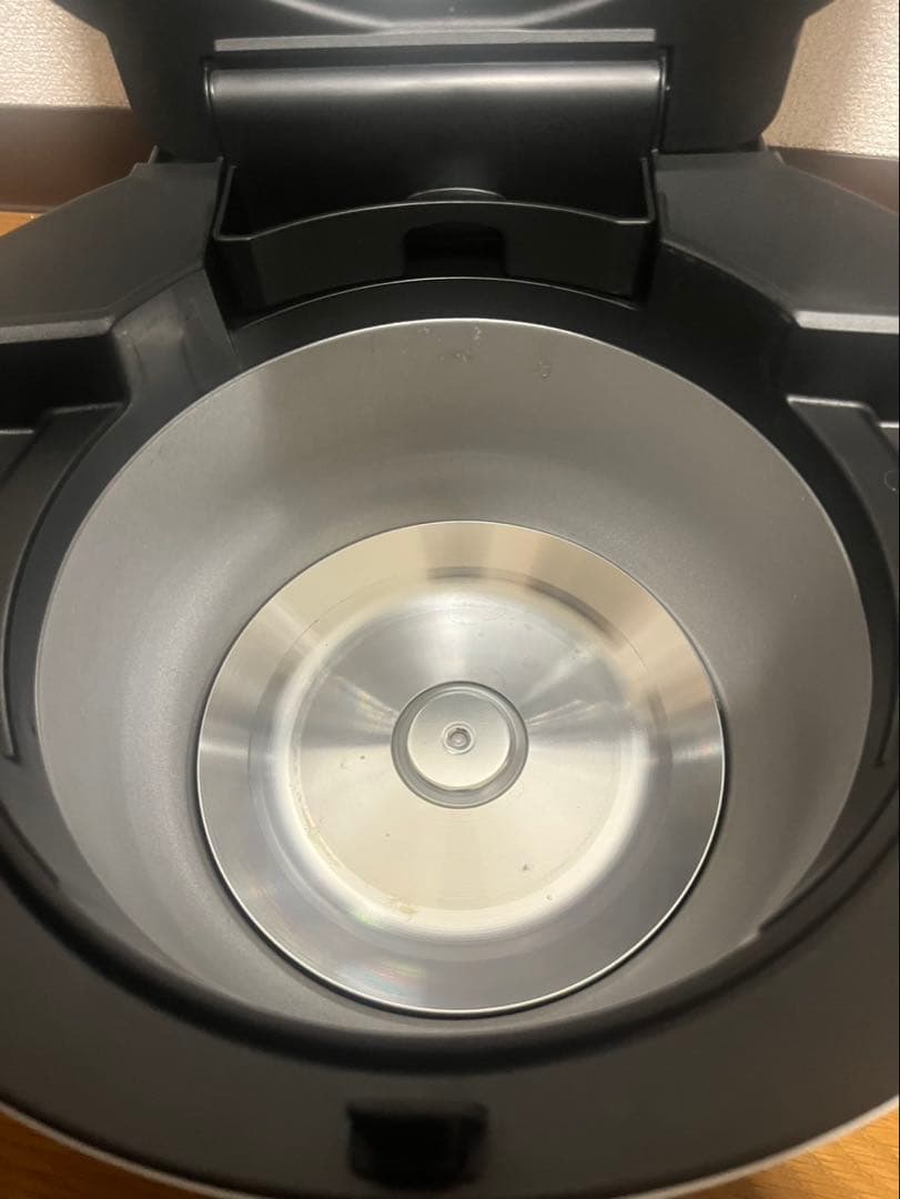 SHARP シャープ　ヘルシオホットクック　KN-HW16G 2023年製