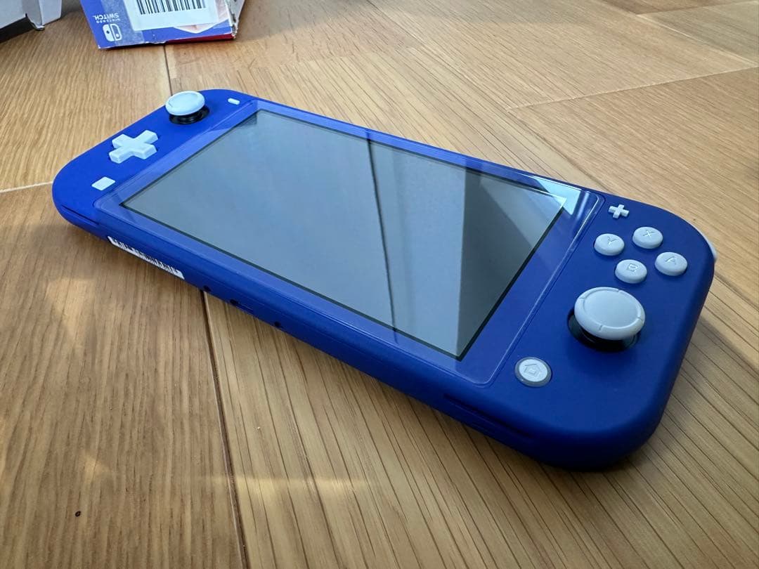 美品Nintendo Switch Lite 本体 ブルー 青 ACアダプター付