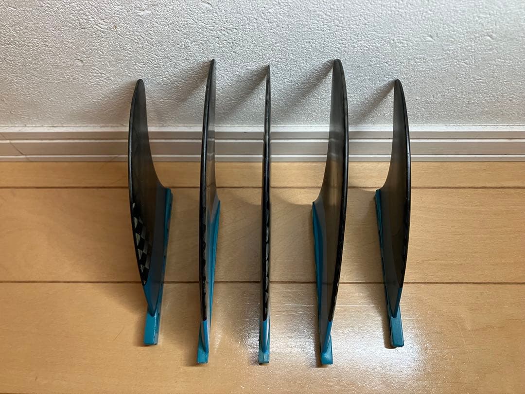 フューチャー BLACK STIX3.0 F4 5フィンセット　美品