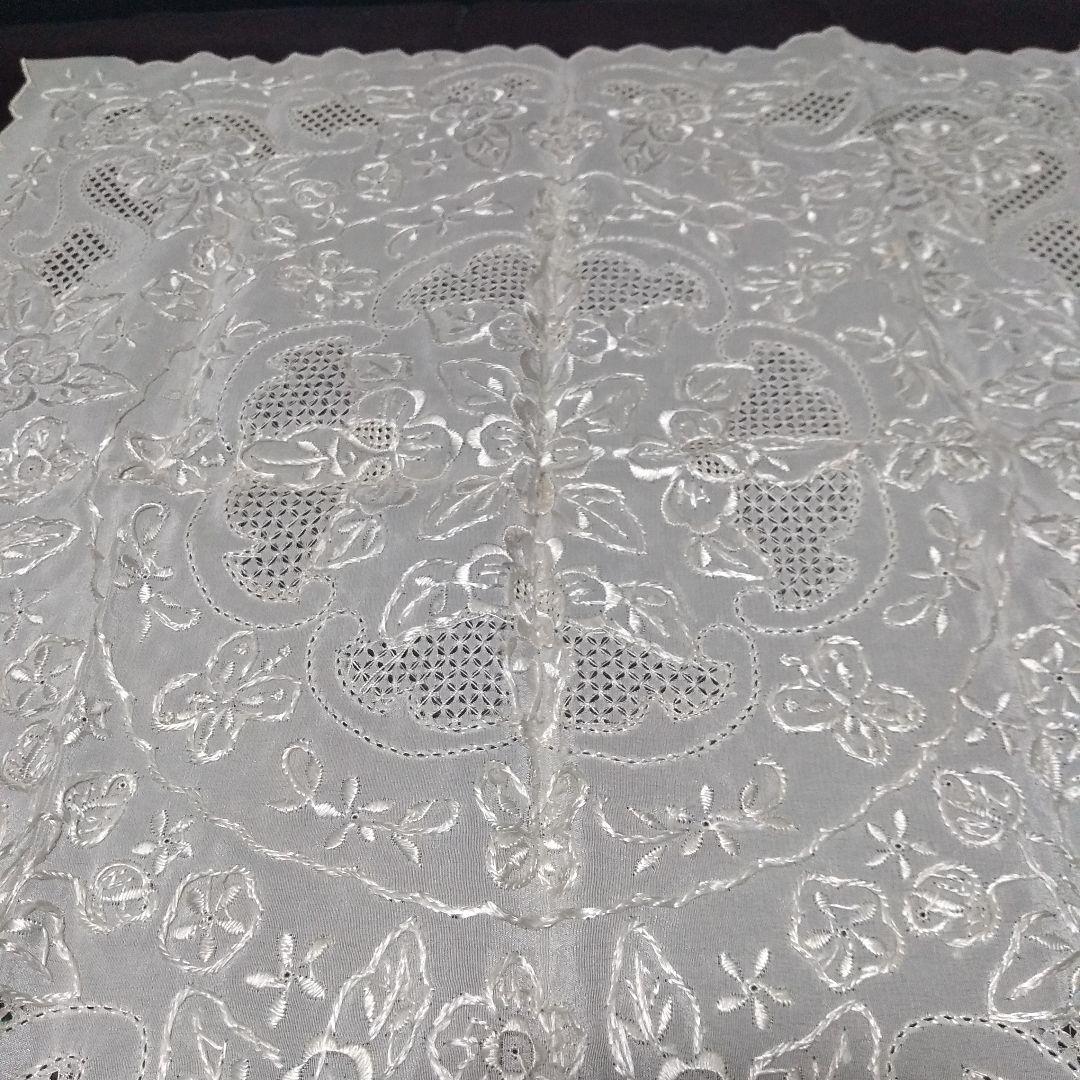 北朝鮮ハンドメイド刺繍ハンカチーフ