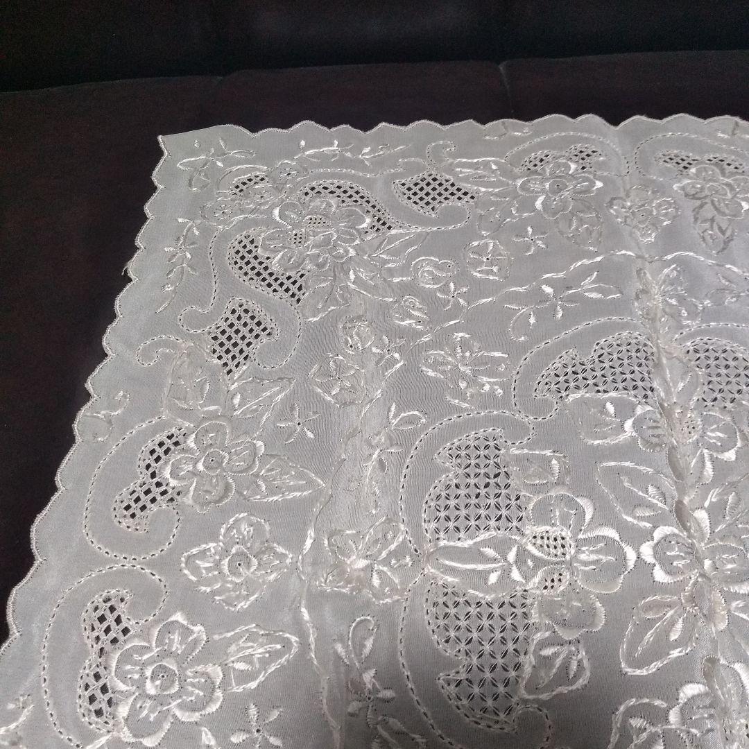 北朝鮮ハンドメイド刺繍ハンカチーフ