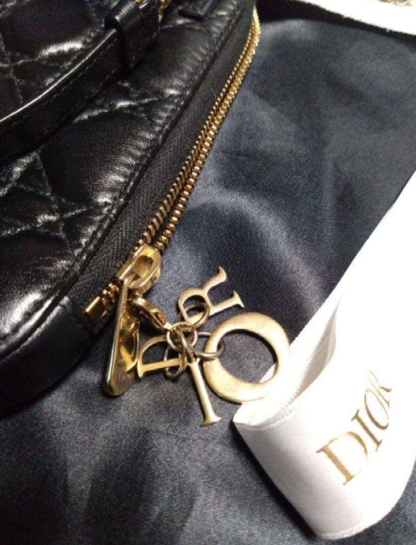 lou　　　　　　　【美品】Christian　Dior　フォンホルダー