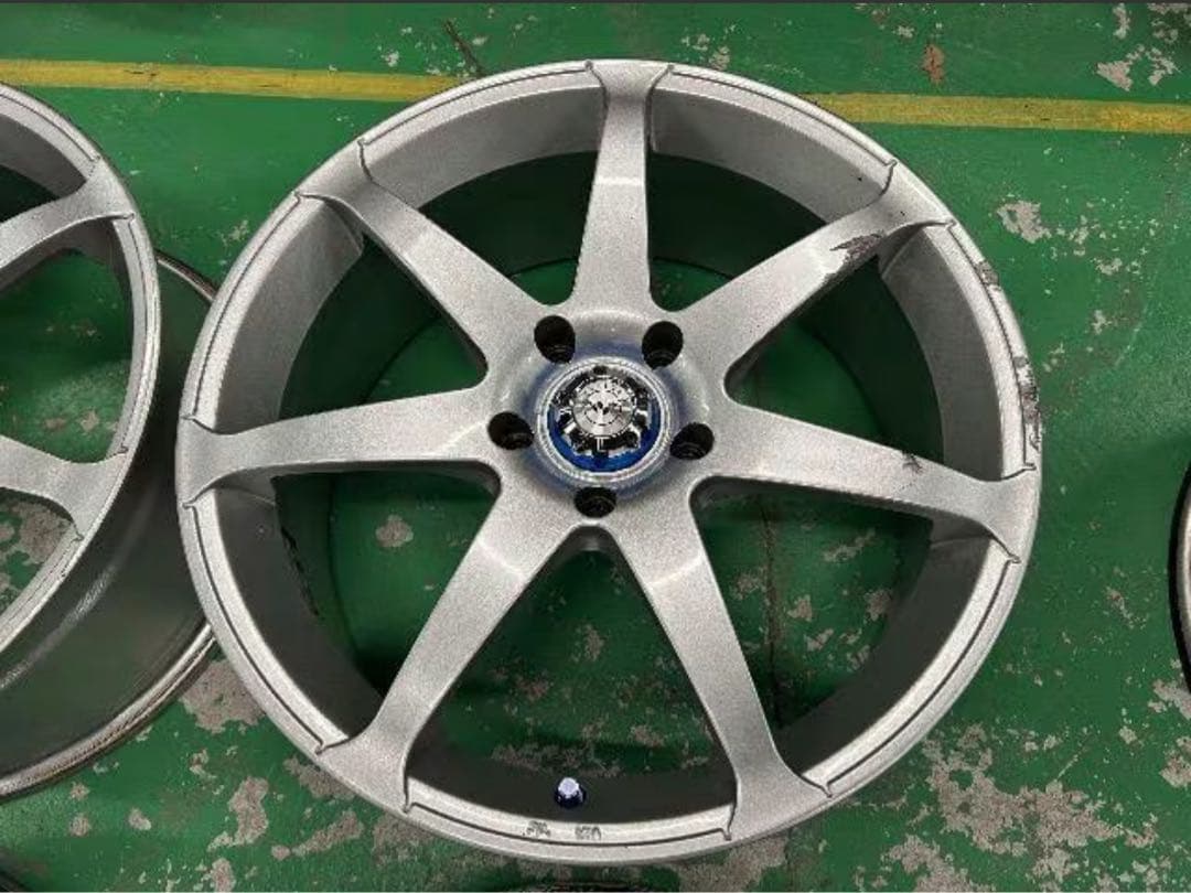 8072115)レイズRAYSベルサスコンピオナート18インチアルミホイールのみ