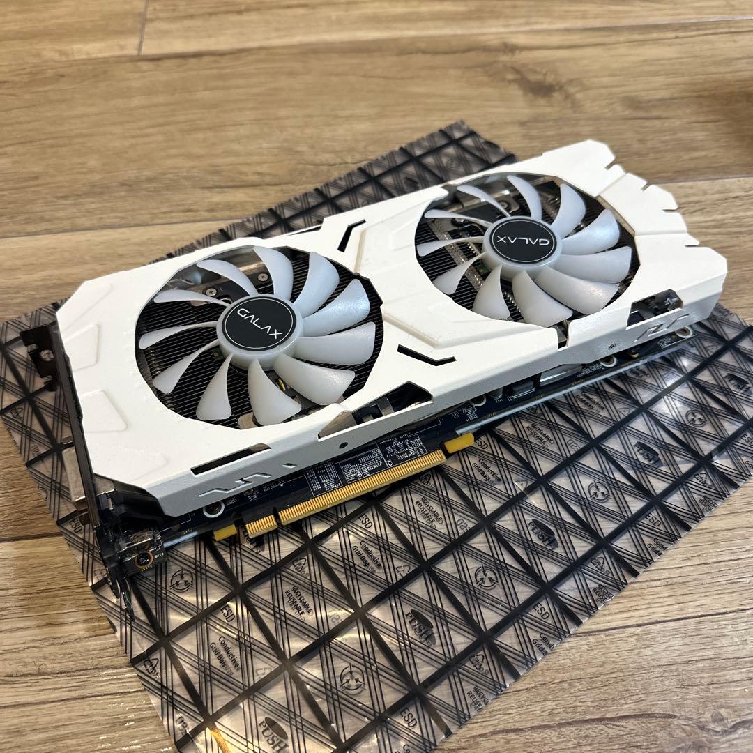 【美品】玄人志向GALAX GeForce GTX 1070Ti ホワイトモデル