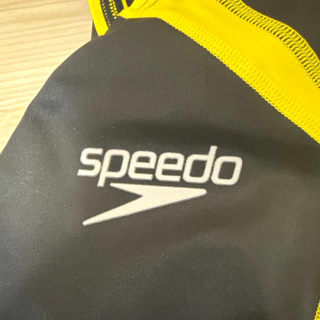 新品タグ付き　Speedo レディース　競泳水着　fast skin xt