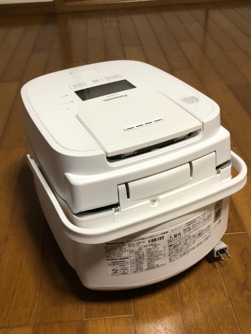 Panasonic 炊飯器　SR-VSX181 ホワイト
