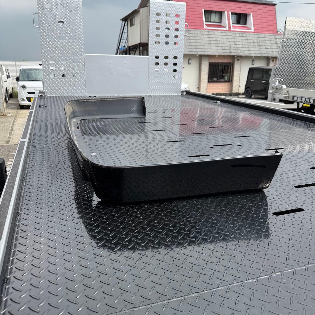 ハイエース200系　モデリスタ　リア　206ブラック