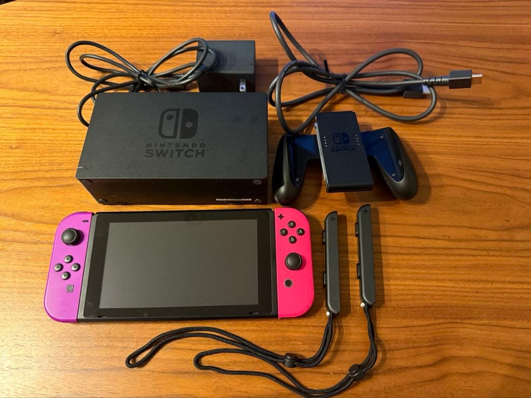 Nintendo Switch ピンク/パープル　本体