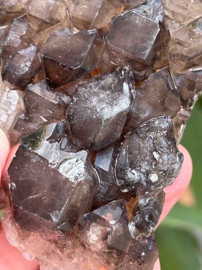 ブラジル産　ジャカレー水晶　ワニ水晶　エレスチャル　303g かっこいい　天然石