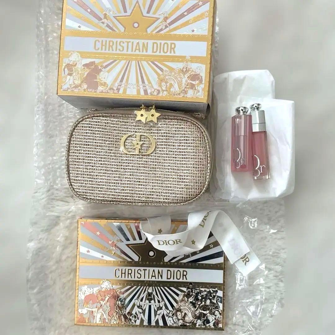 【Dior】クリスマスコフレ2025 ホリデーポーチ　コスメセット　ディオール