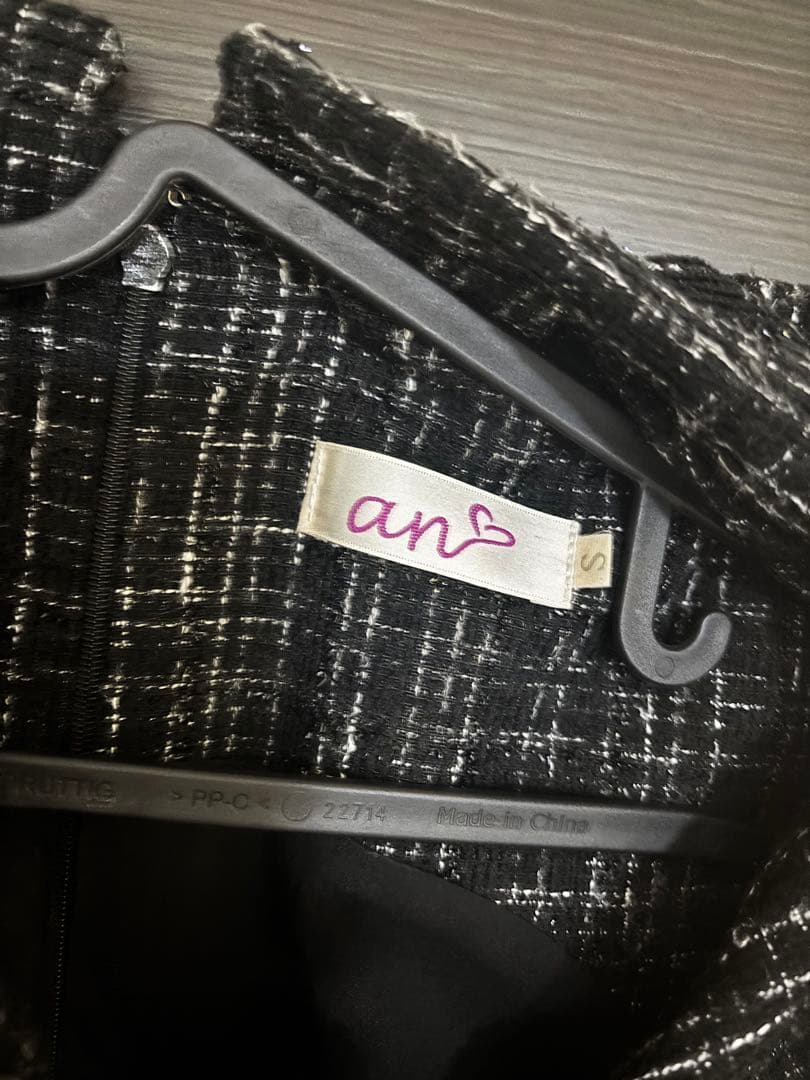 キャバドレス / an