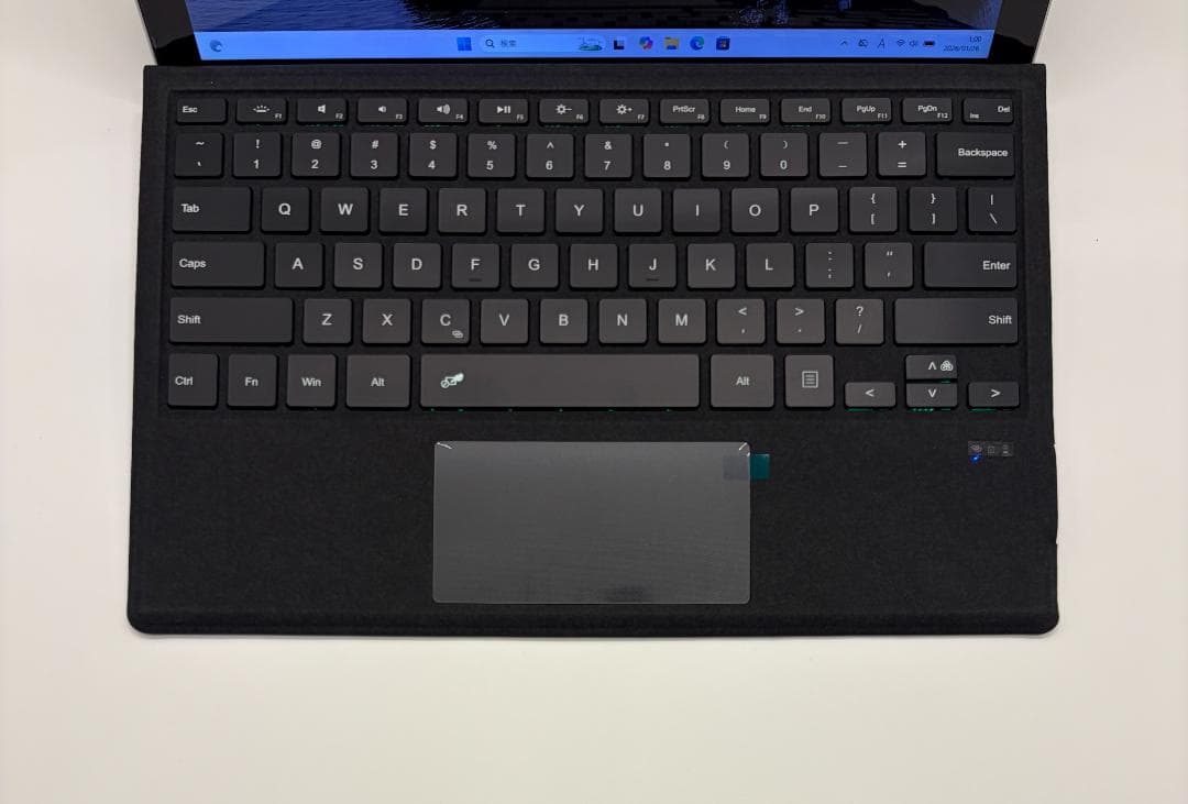 Surface Pro 4（7色キーボード）4GB/128GB NVMe