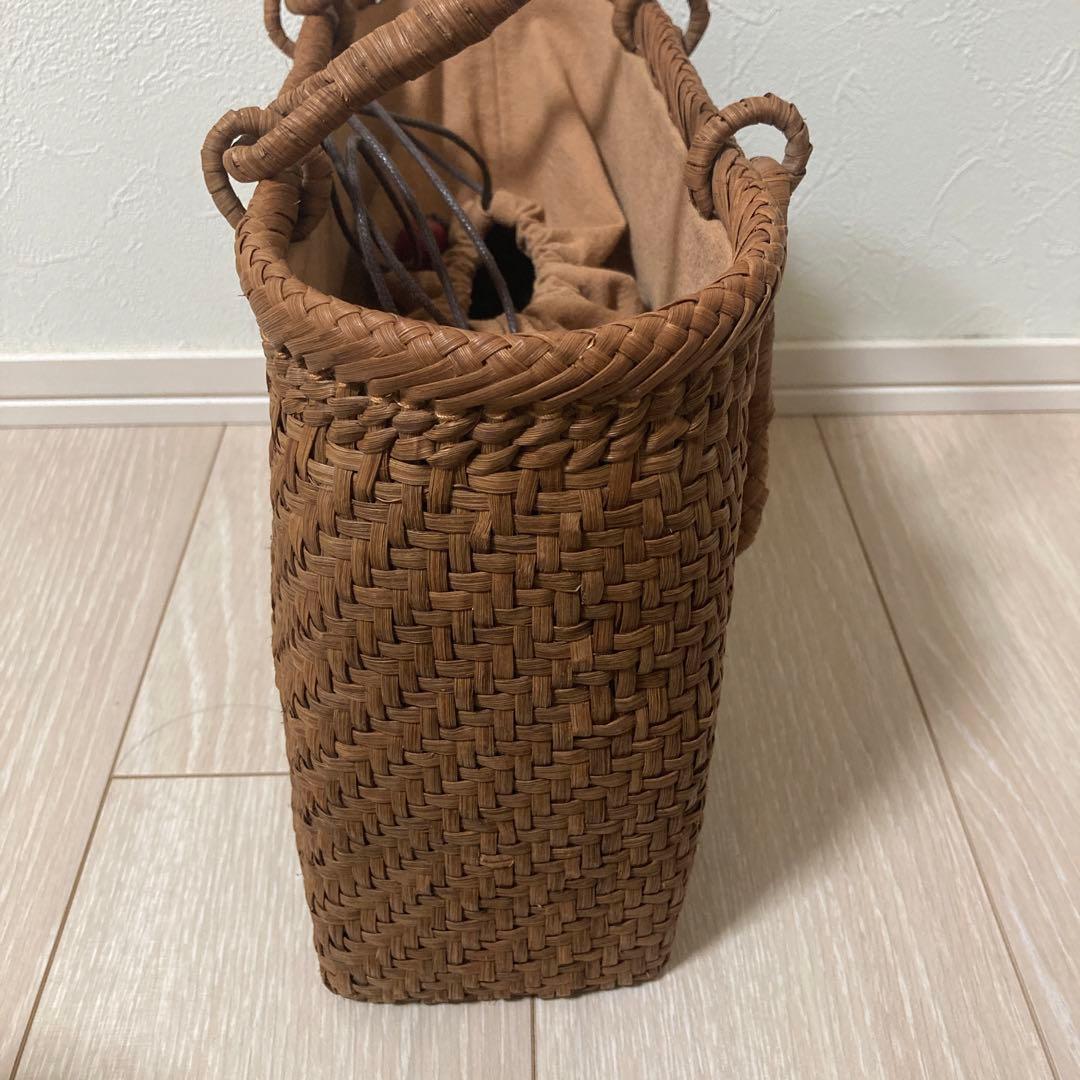 期間限定【特選】 最高級山葡萄 網代編み 細編みバッグ　ストラップ葡萄藤