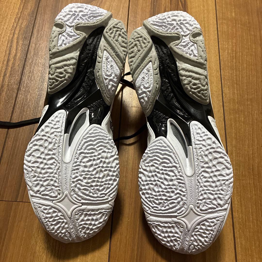 新作Mizuno ミズノウェーブライトニング　ELITE シューズ 24.5cm