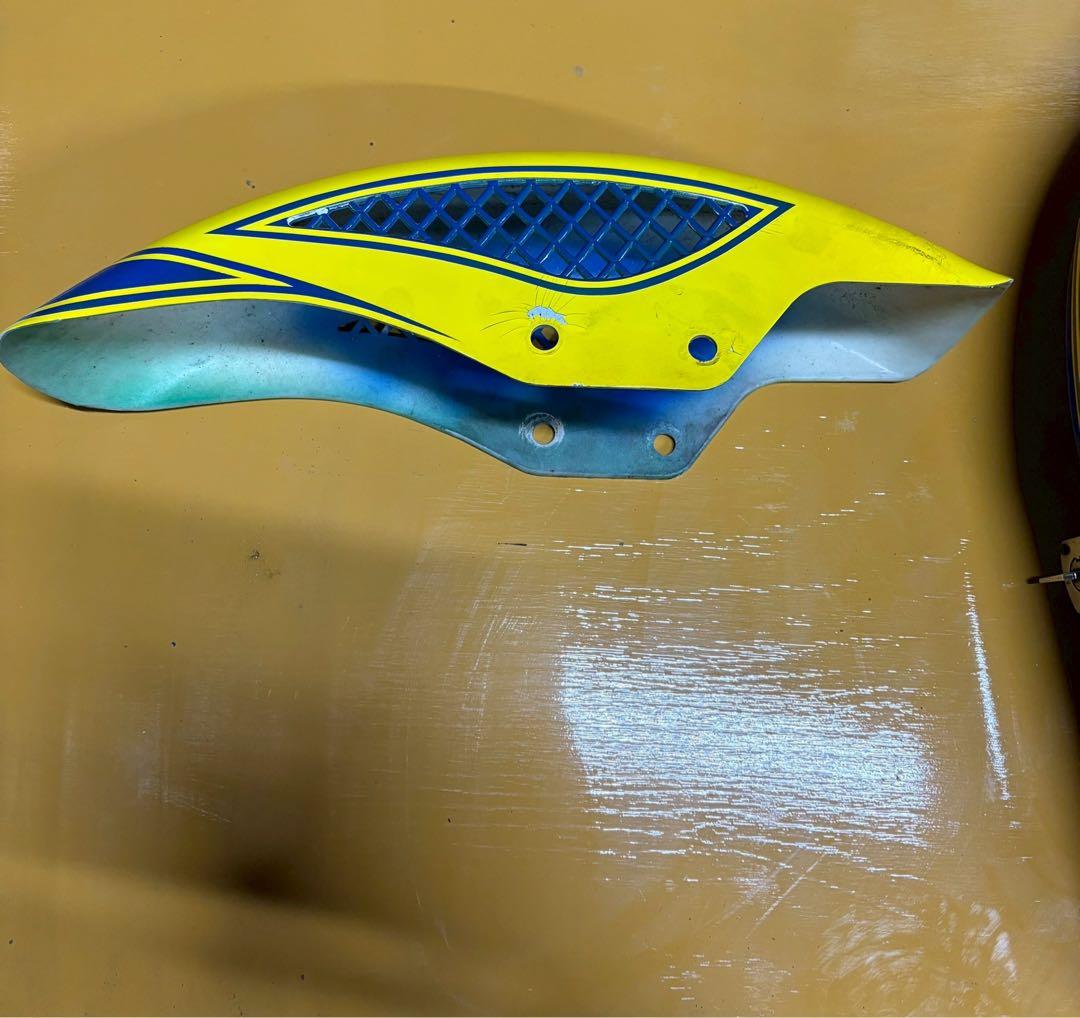 ゼファー400 外装　タンク　サイドカバー