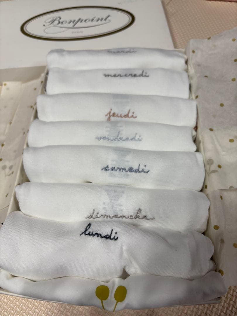 【新品BONPOINT】ウィークリーロンパースセット長袖