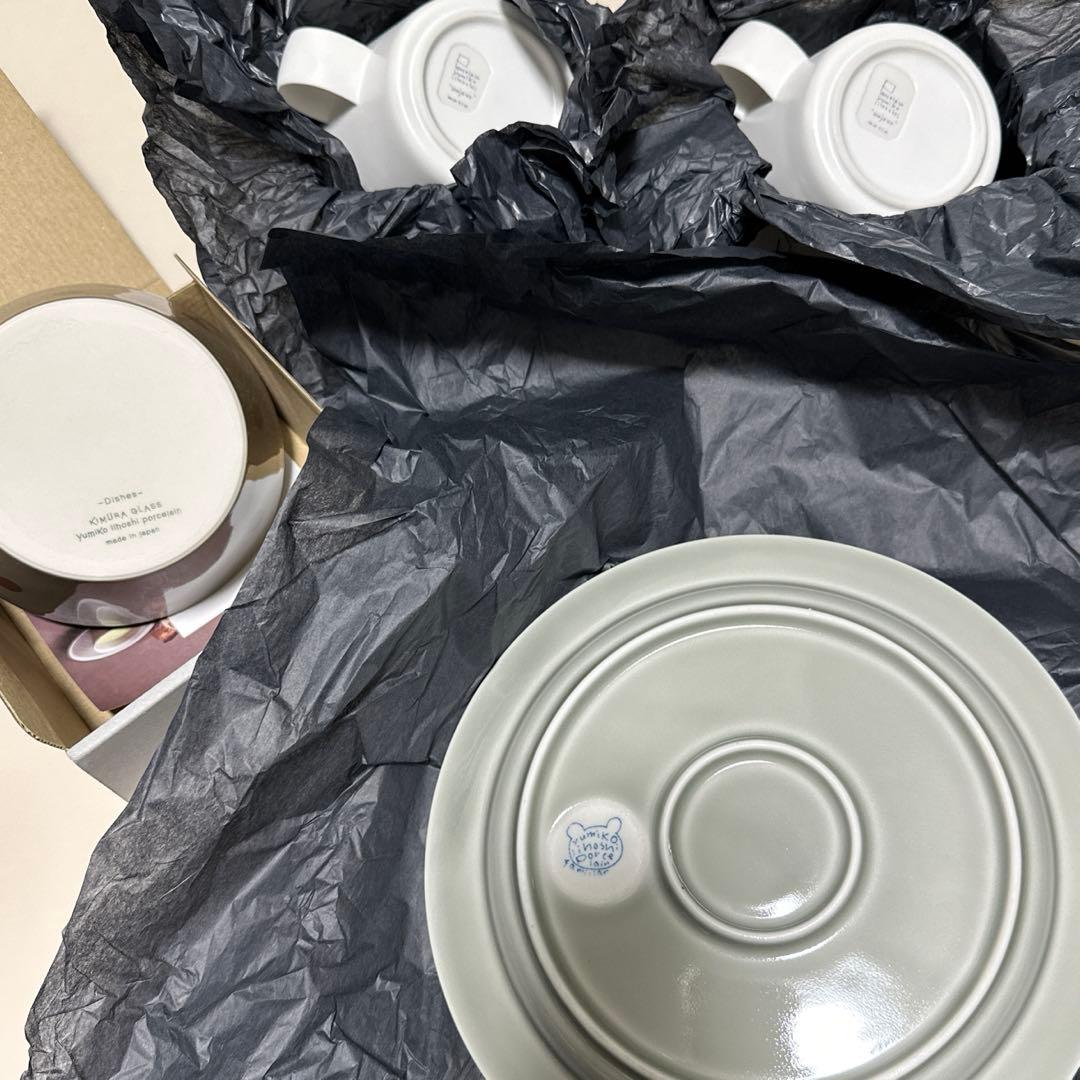 【新品未使用】ファミリア　イイホシユミコ　familiar お皿　プレート