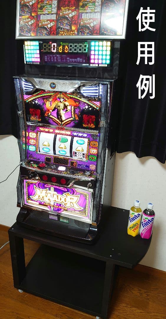 【移動に便利なキャスター付シンプルスタンド㉖】パチスロ実機1台用の置く台・黒色