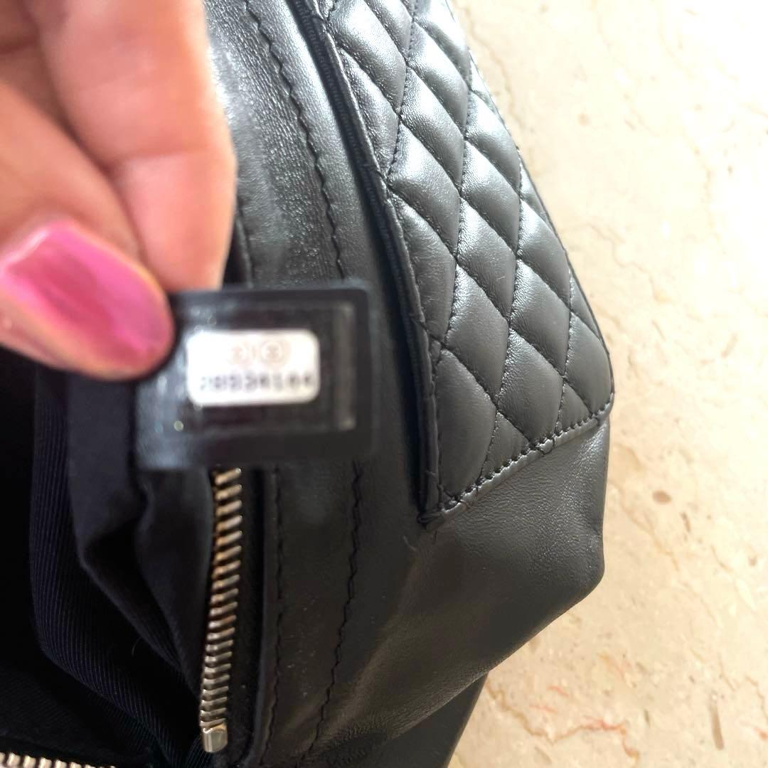 CHANEL ブラック キルティング ボディバッグ