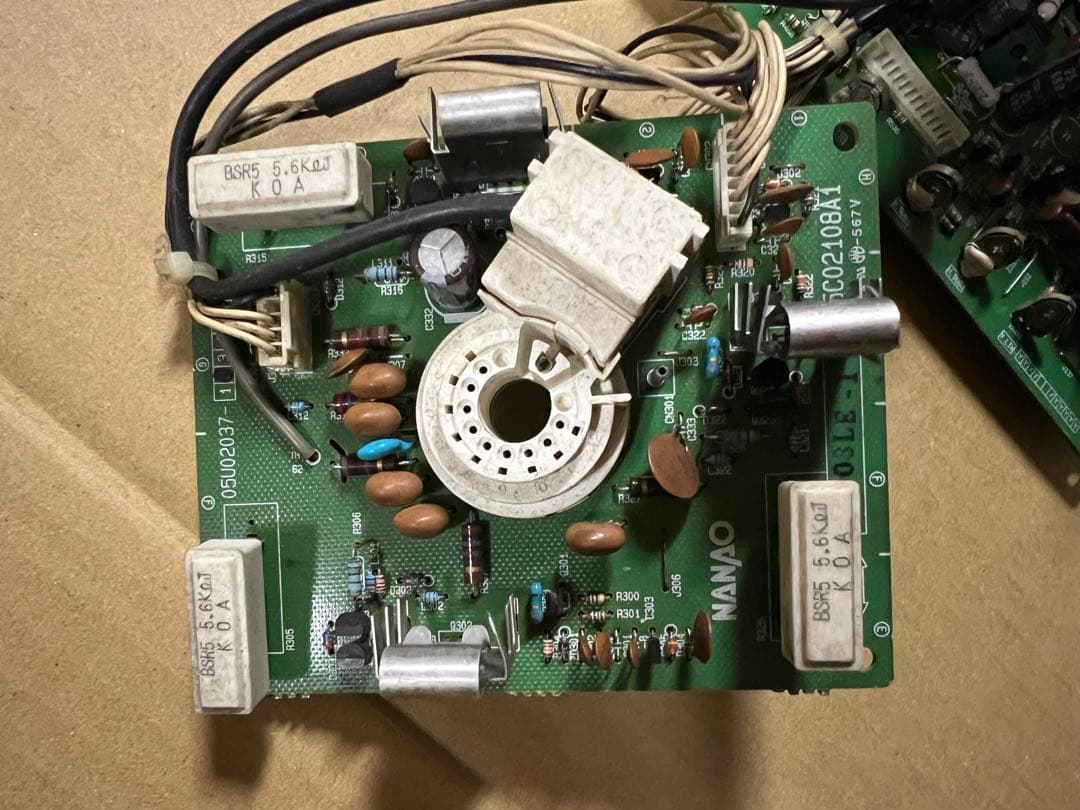 ナナオ　CRT基板　MS8-29