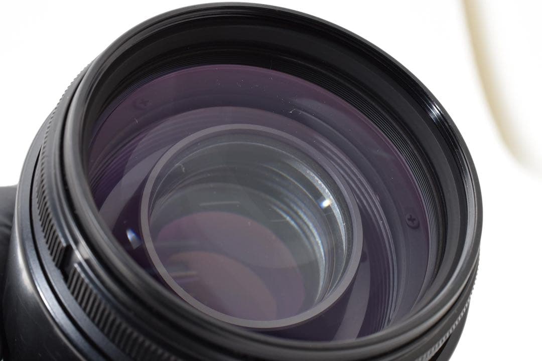 Nikon AF Nikkor 70-210mm f4 ズームレンズ