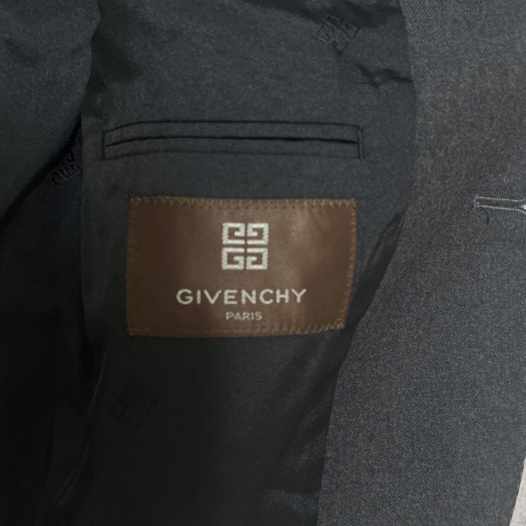 GIVENCHY セットアップ グレー スーツ セット　ジバンシー　カジュアル