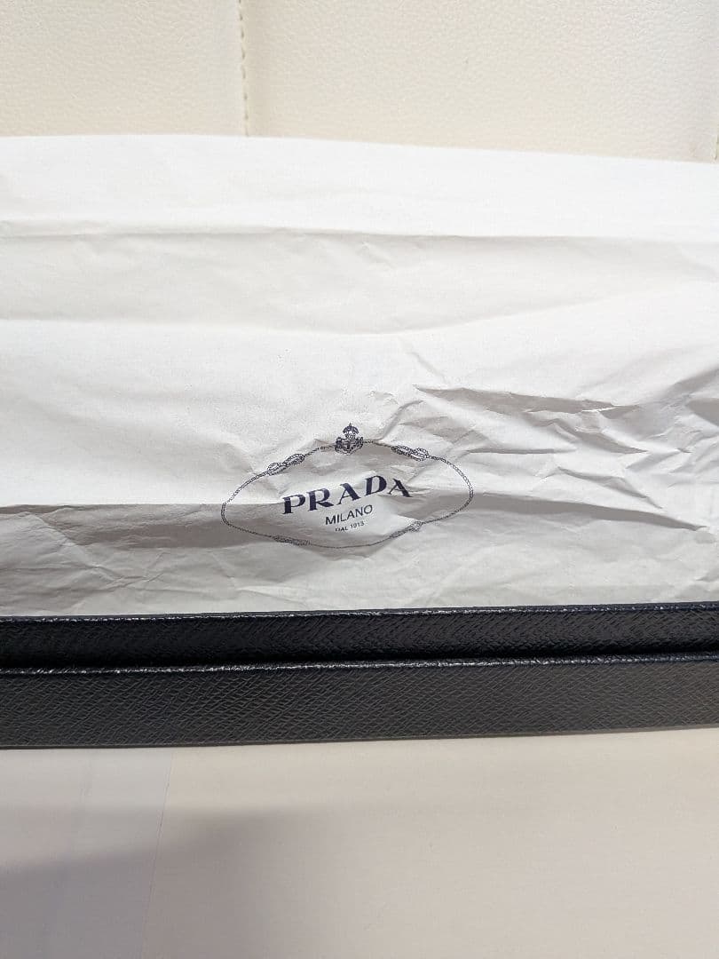 PRADA プラダ ロボット長財布PRADA サフィアーノ　ロボット