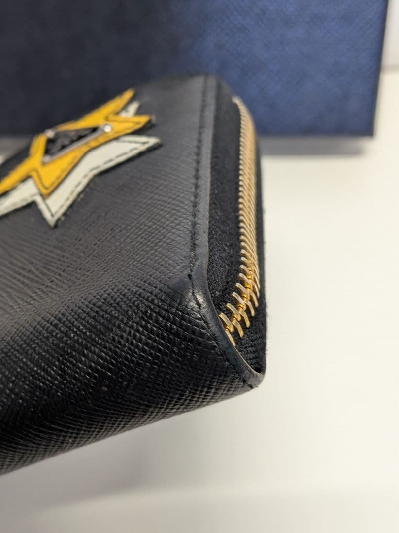 PRADA プラダ ロボット長財布PRADA サフィアーノ　ロボット