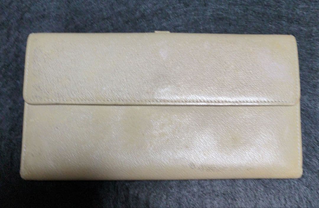 CHANEL ココボタン　長財布