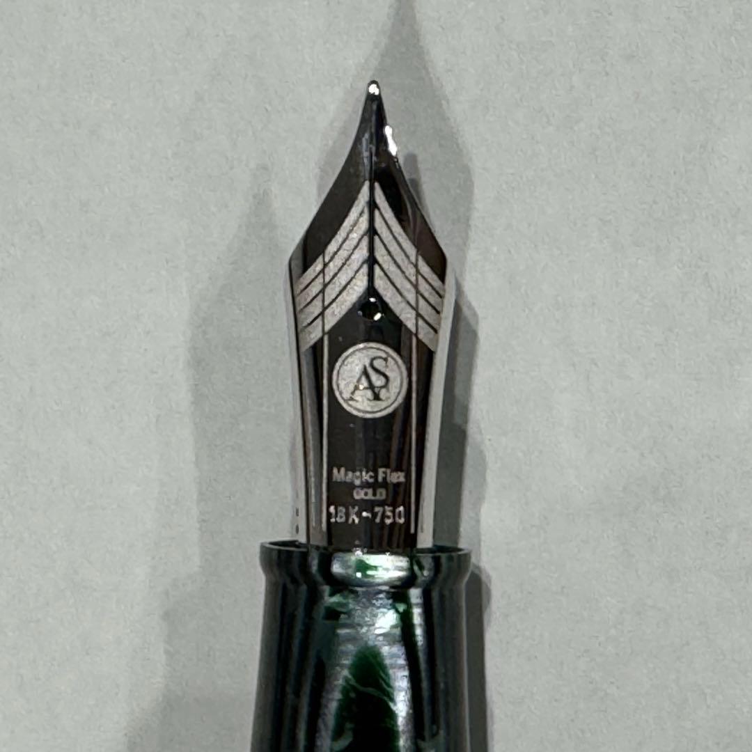 アルマンドシモーニクラブ　ボローニャ　エクストラアルコ　万年筆