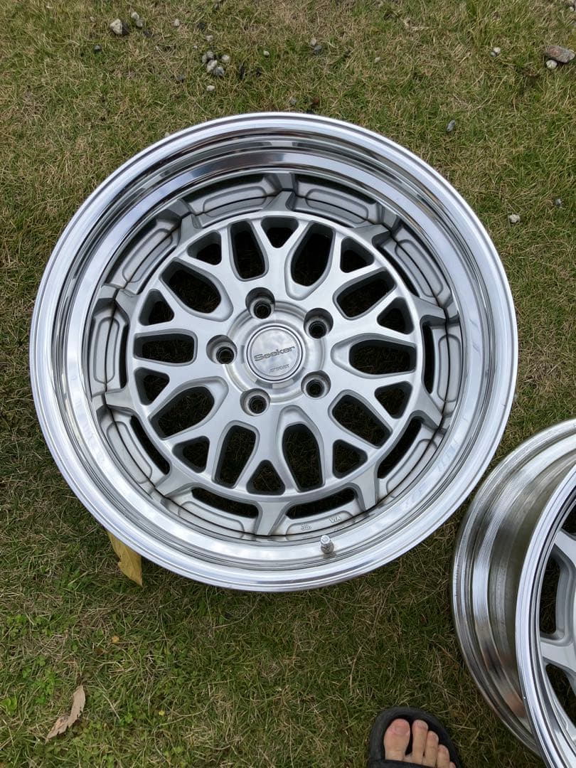 【2本】ワーク Seeker MX 17インチ9J+16 PCD114.3 5h