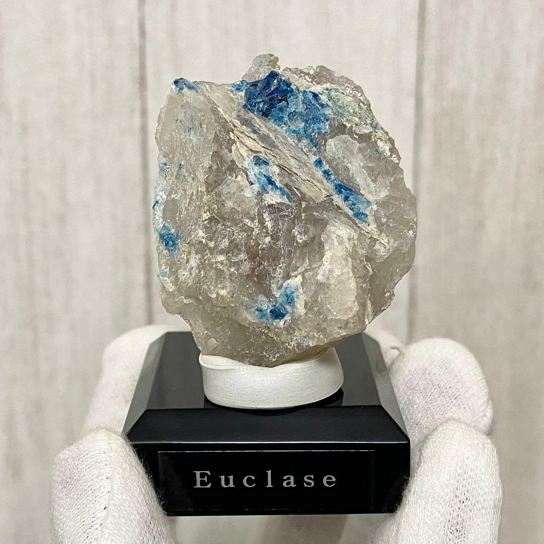 ユークレース　マイカ　ジンバブエ産　鉱物標本　原石鉱石　天然石　ストーン